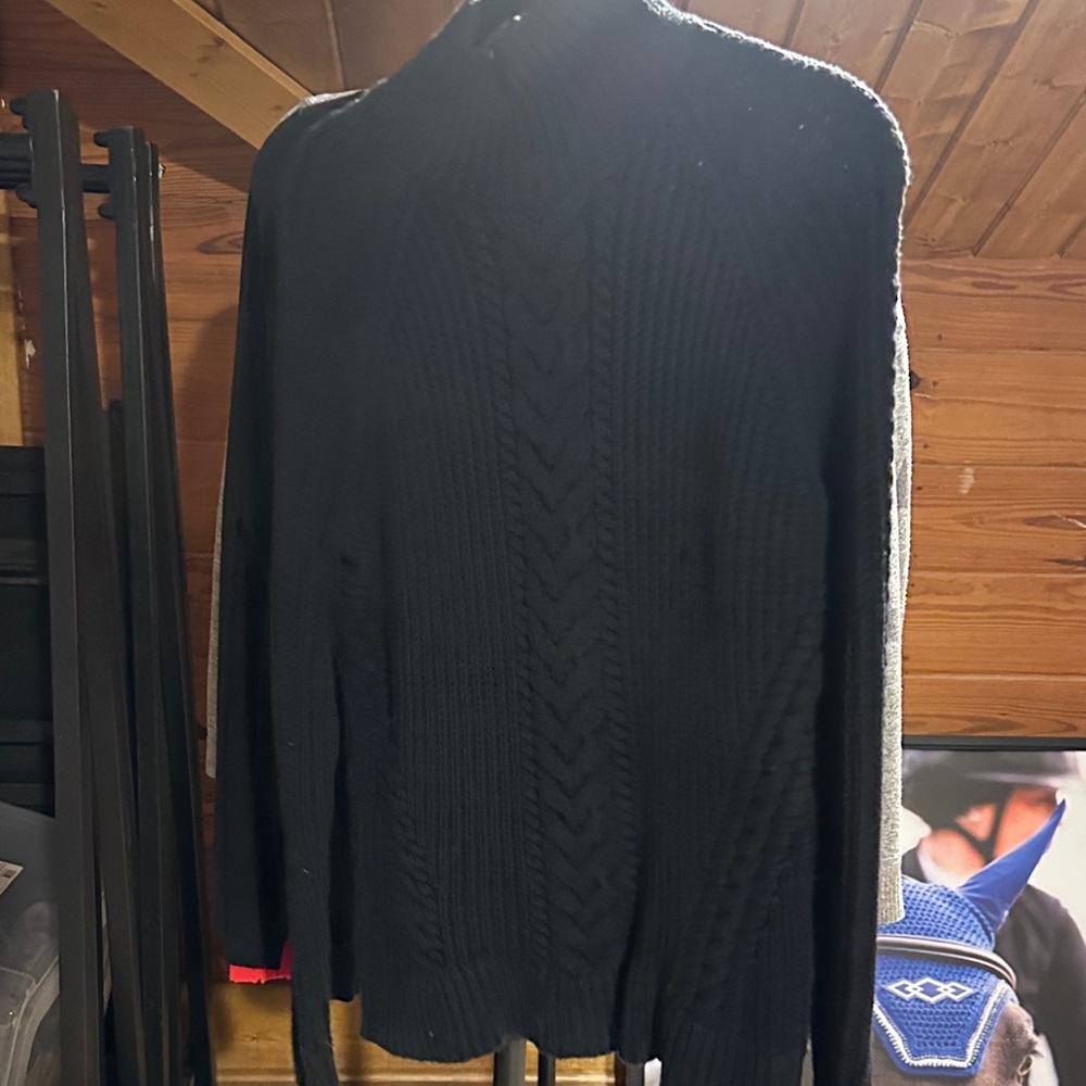Lululemon turtleneck